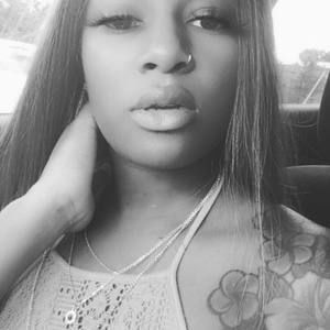 Meet your Posher, Zeze